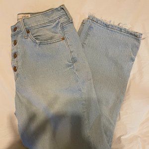 Universal Thread Vintage Straight Jean Light Wash (Size 4/27R)